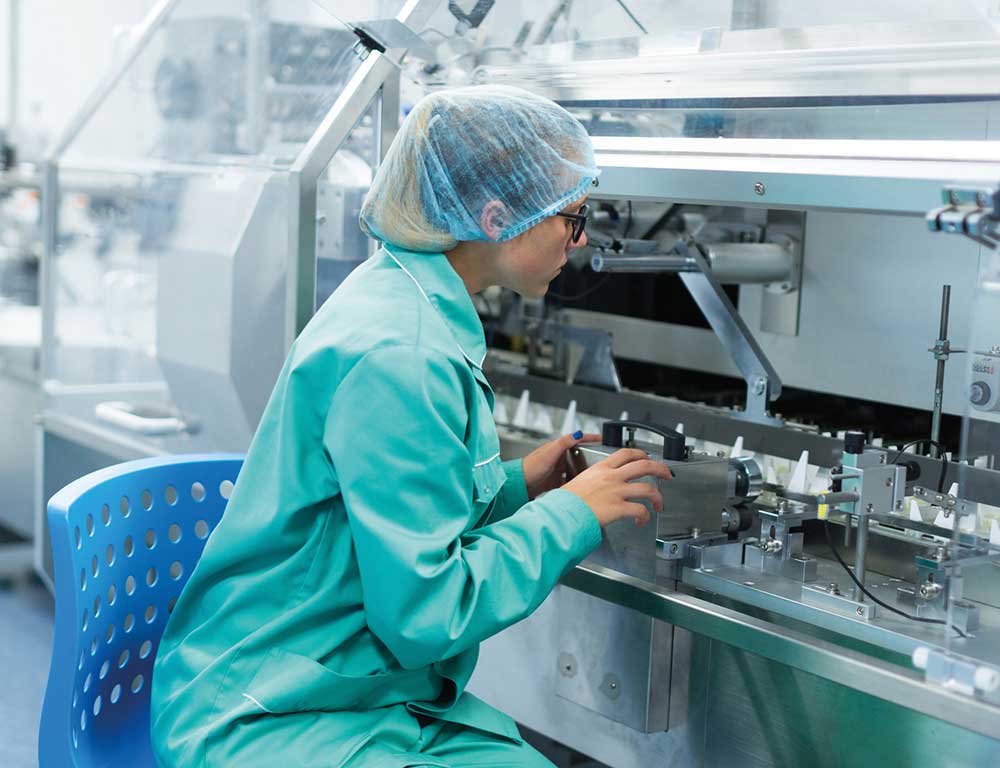 Biomedical Clinical Technician student working on Equipment